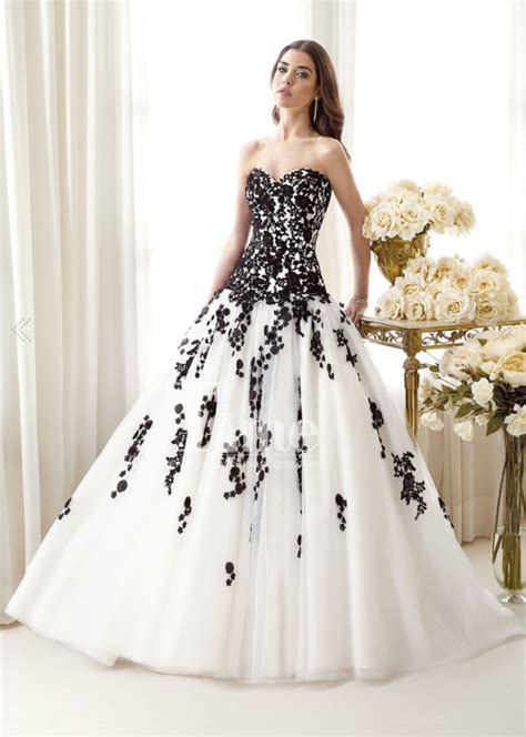 30 Ideas of Beautiful Black and White Wedding Dresses | The Best Wedding Dresses