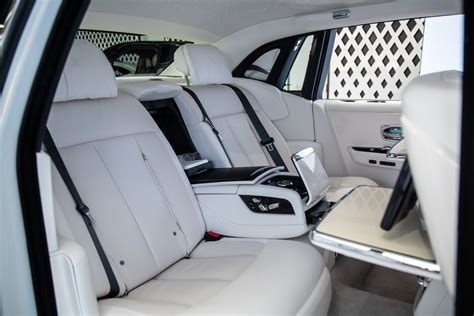 2021 Rolls Royce Phantom Pure White For Sale in Dubai, UAE