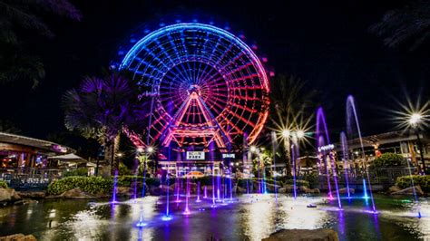 Salvation Army captain rides Icon Park wheel for 9 hours for donations