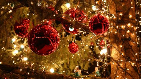 Christmas Tree Decorations Wallpapers - Wallpaper Cave