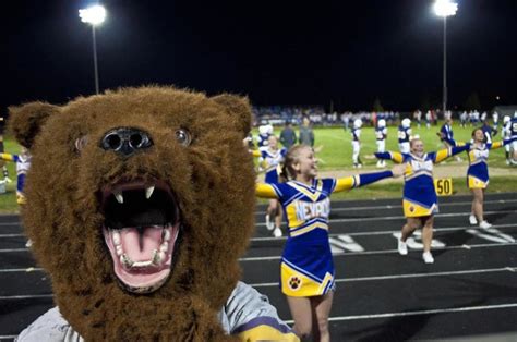 School mascot role helps teen with autism conquer his fears - TODAY.com