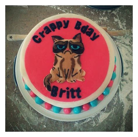 Grumpy Cat Birthday Cake - CakeCentral.com