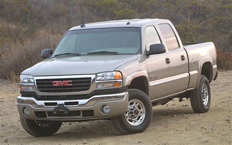 2006 GMC Sierra 2500HD Review & Ratings | Edmunds