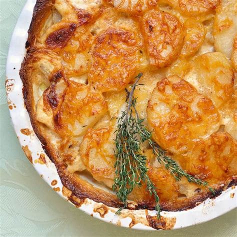 Potatoes Dauphinoise with Gruyere & Thyme - sounds posh but so easy!