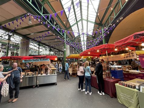 BoroughMarket_BreadAhead - Lattes and Runways