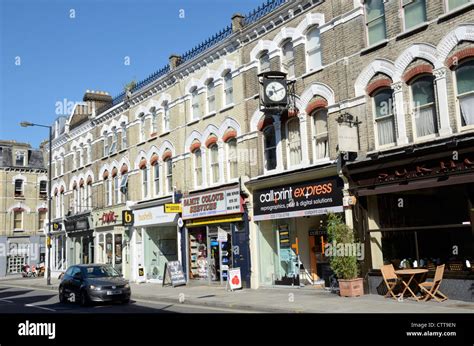 Fulham Road, Fulham, London, UK Stock Photo - Alamy