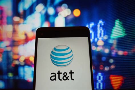 For 5G, AT&T and T-Mobile buy $1.8 billion worth of 24GHz spectrum across US | Ars Technica