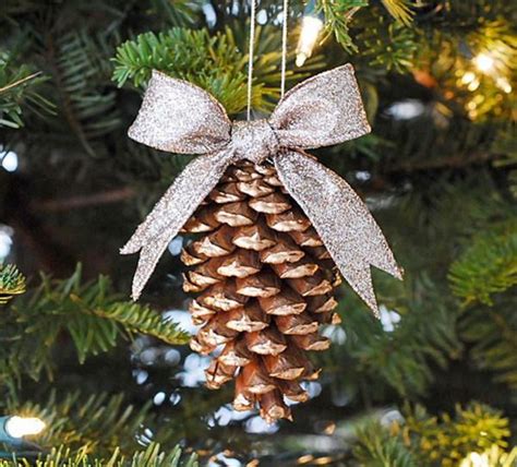 19 Pine Cone Crafts for Christmas | Pine cone christmas decorations ...