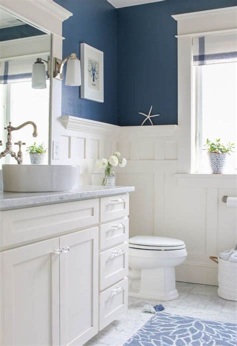 20++ Blue And White Bathroom Decorating Ideas - PIMPHOMEE