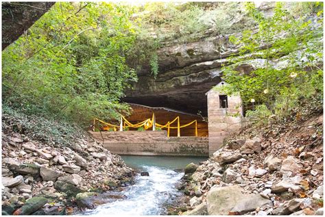 10 Best Caves to Explore in Kentucky - Flavorverse