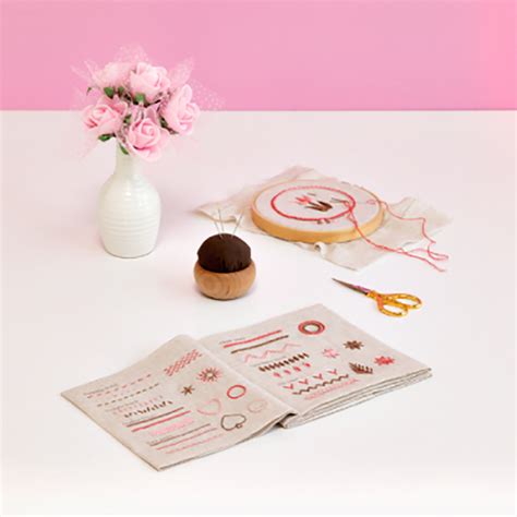 Embroidery Sampler Book Pink - 846550018054