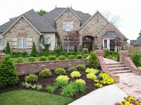 24 best images about Front yard landscaping ideas on Pinterest | Craftsman, Front yard ...