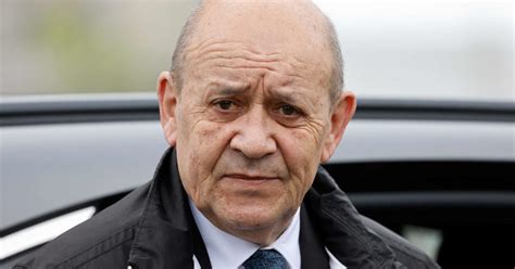 Jean-Yves Le Drian "stop", according to Hollande: "I do not need a ...