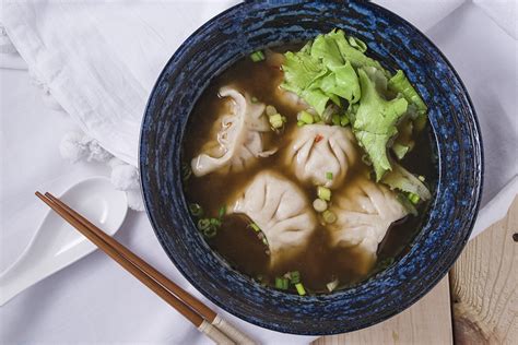 Taiwanese Dumpling Soup | 紅燒湯餃 - Choochoo-ca-Chew