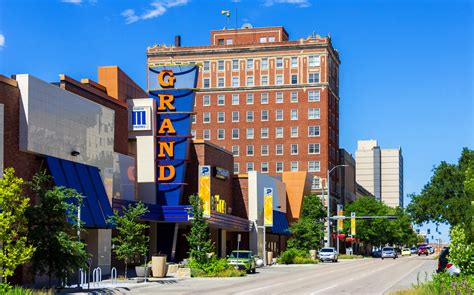 P Street | Downtown Lincoln, Nebraska | Brandon Bartoszek | Flickr