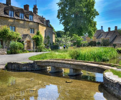 Lower Slaughter in the Cotswolds of Gloucestershire. | Cotswolds, Paradise on earth, House styles