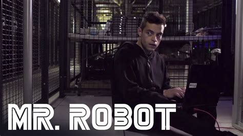 Mr. Robot: Official Extended Trailer - Season 1 - YouTube