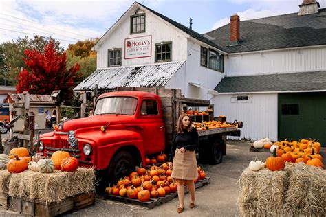 QUINTESSENTIAL PUMPKIN PATCHES TO VISIT IN NEW ENGLAND - Aubrey Craig