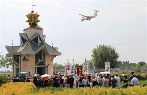 Today Lviv honours victims of Sknyliv air show accident which happened ...