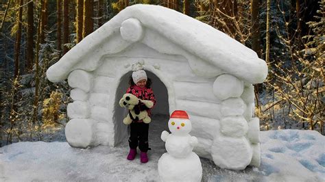 DIY Snow House. House in snow. Snow house for children. #snow - YouTube