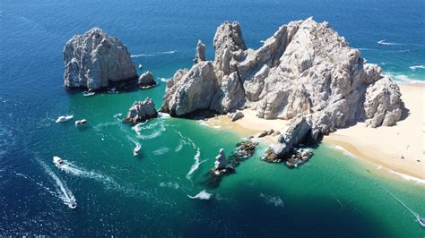 Cabo San Lucas: 7 Fun Things To Do for Backpackers