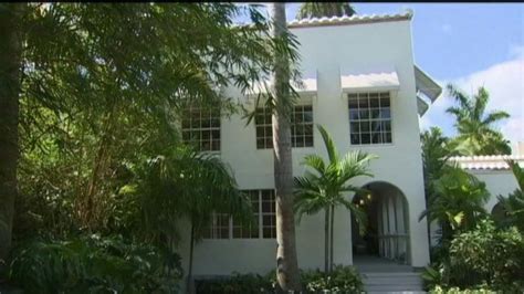 Al Capone mansion gets renovated - ABC7 Chicago