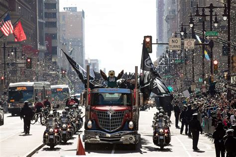 Eagles Super Bowl Parade Photos | Image #81 - ABC News