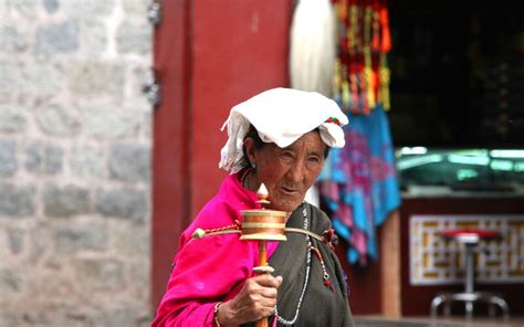 Tibetan People in China:Customs, Traditions, Food, Festivals...