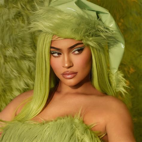 Kylie Jenner's The Grinch Makeup Collection Confuses and Thrills Me | Allure