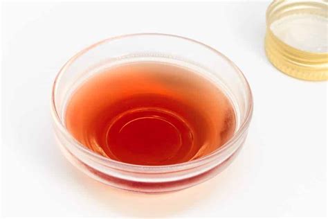 Red Wine Vinegar: An Ancient Wine Byproduct