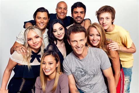 The Gifted Season 1 Cast Portrait - The Gifted (TV Series) Photo (41054489) - Fanpop - Page 41