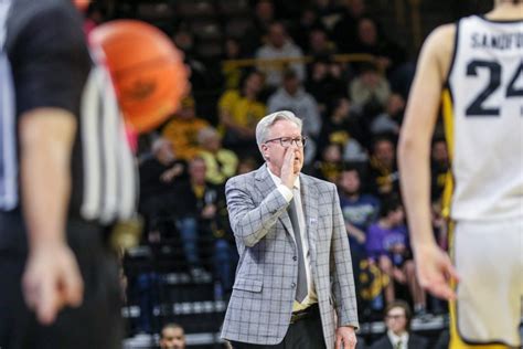 Fran McCaffery might be coaching his best right now as head Hawk - Hawk ...