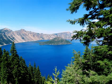 Crater Lake, Oregon | Hiking photos, Lake, Places ive been