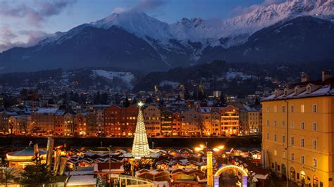 MARKTPLATZ - INNSBRUCK - CHRISTMAS IN THE MOUNTAINS