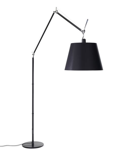 The Tolomeo Mega Floor Lamp (2002) is a striking evolution of the iconic Tolomeo Desk Lamp ...