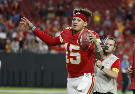 WATCH: Chiefs’ locker room celebration following Week 4 win over Buccaneers