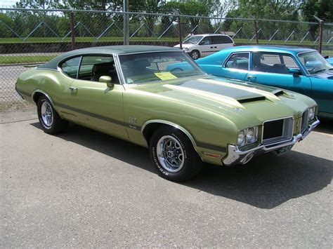 Oldsmobile 442 - The History of Oldsmobile's Iconic Muscle Car