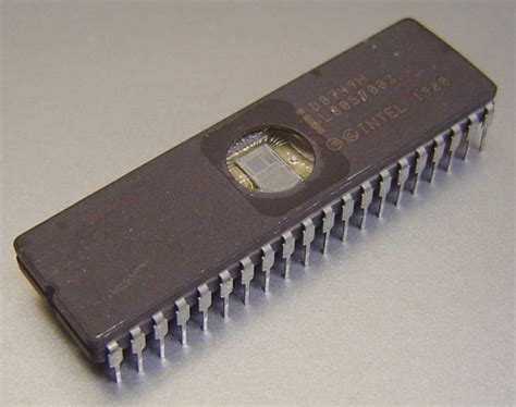 Intel D8749H 8-Bit Microcontroller CDIP-40 D8749 8749 -Sale & help comments reviews.