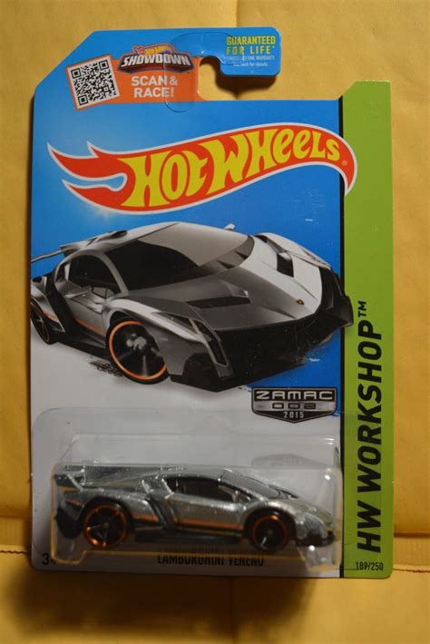 2015 189 - Hall's Guide for Hot Wheels Collectors