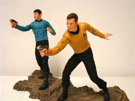 Star Trek Action Figures Return to Toys “R” Us! | Diamond Select Toys