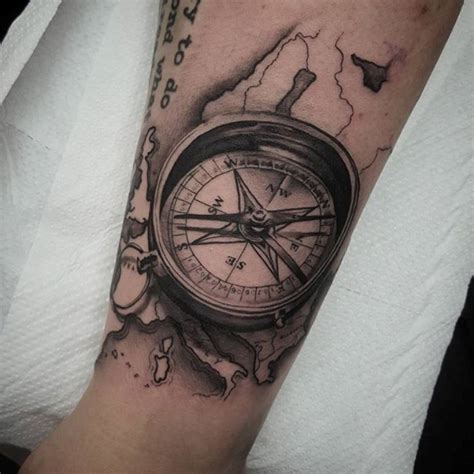 74 Awesome Compass Wrist Tattoo Designs