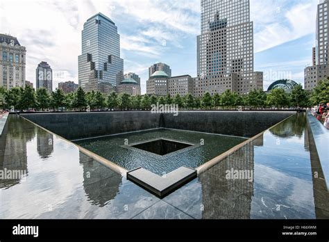 Memorial, 9/11 Memorial, North Pool at Ground Zero, Manhattan, New York ...