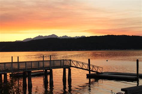 Hood Canal Waterfront home hot tub three boats oysters clams UPDATED ...