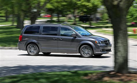 Dodge Grand Caravan Reviews | Dodge Grand Caravan Price, Photos, and ...