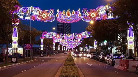 These pics of Singapore's buses, trains and streets decked up for Diwali will make every Indian ...