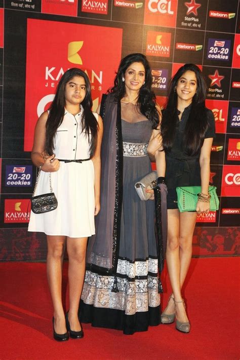 Jhanvi Kapoor With her Mother Sridevi | Veethi