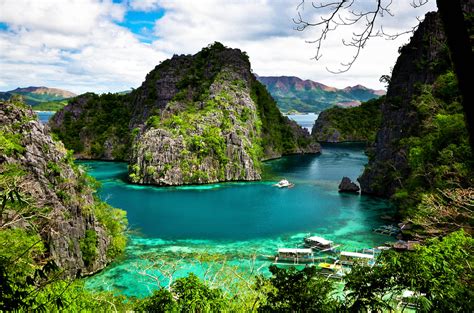 Coron island in Philippines: A paradise for divers in search of wrecks ...