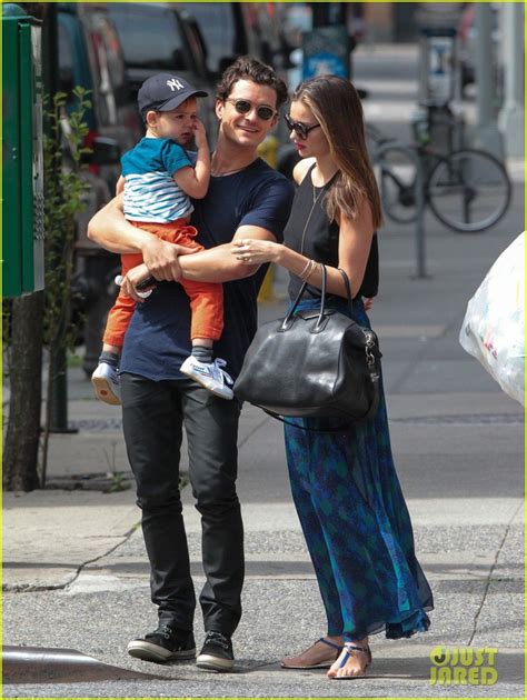 Flynn Bloom with dad Orlando & mom Miranda Kerr | ママ ファッション, ファッション ...