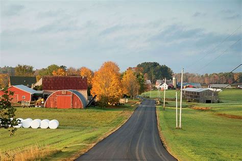 Maine fall foliage drive - Farms and fields line lovely Townhouse Road north of Whitefield ...