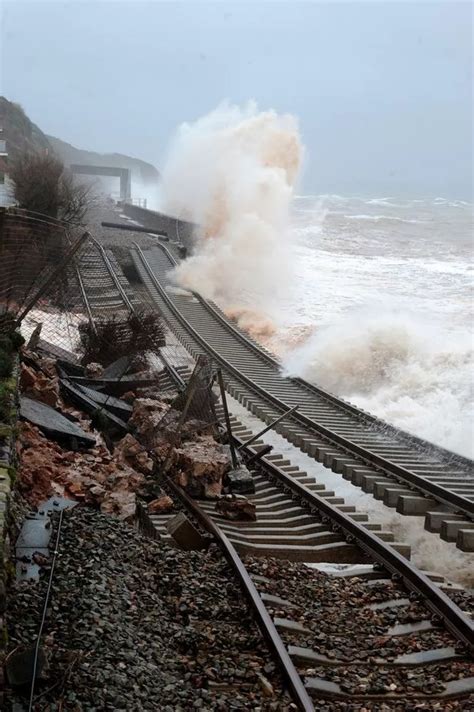 Plans to improve Dawlish rail line by building a higher sea wall revealed - Cornwall Live